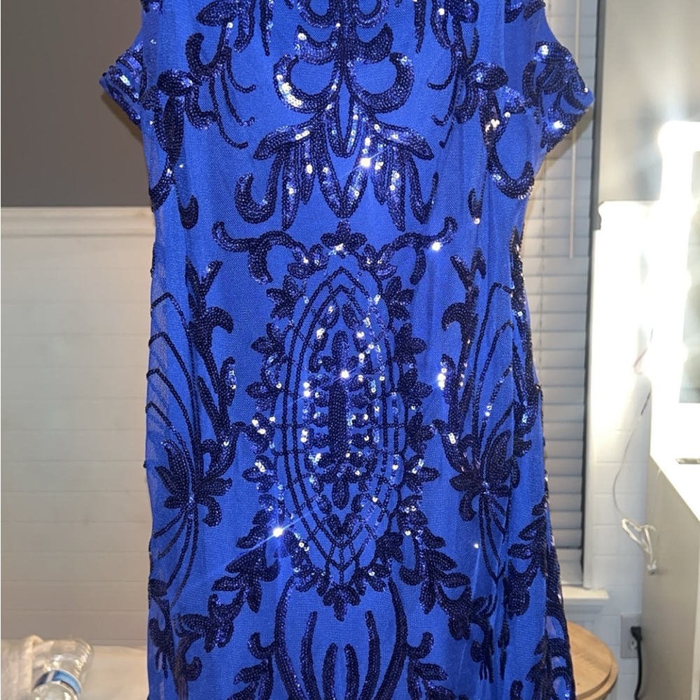 Elegant Blue Sequin Dress